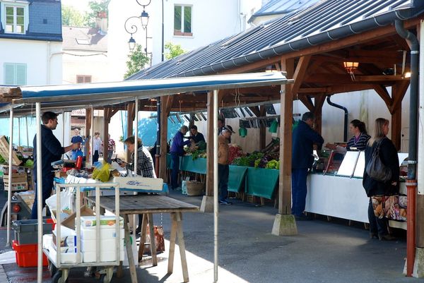 Lire la suite à propos de l’article Si on allait … au petit marché de Bougival (10)