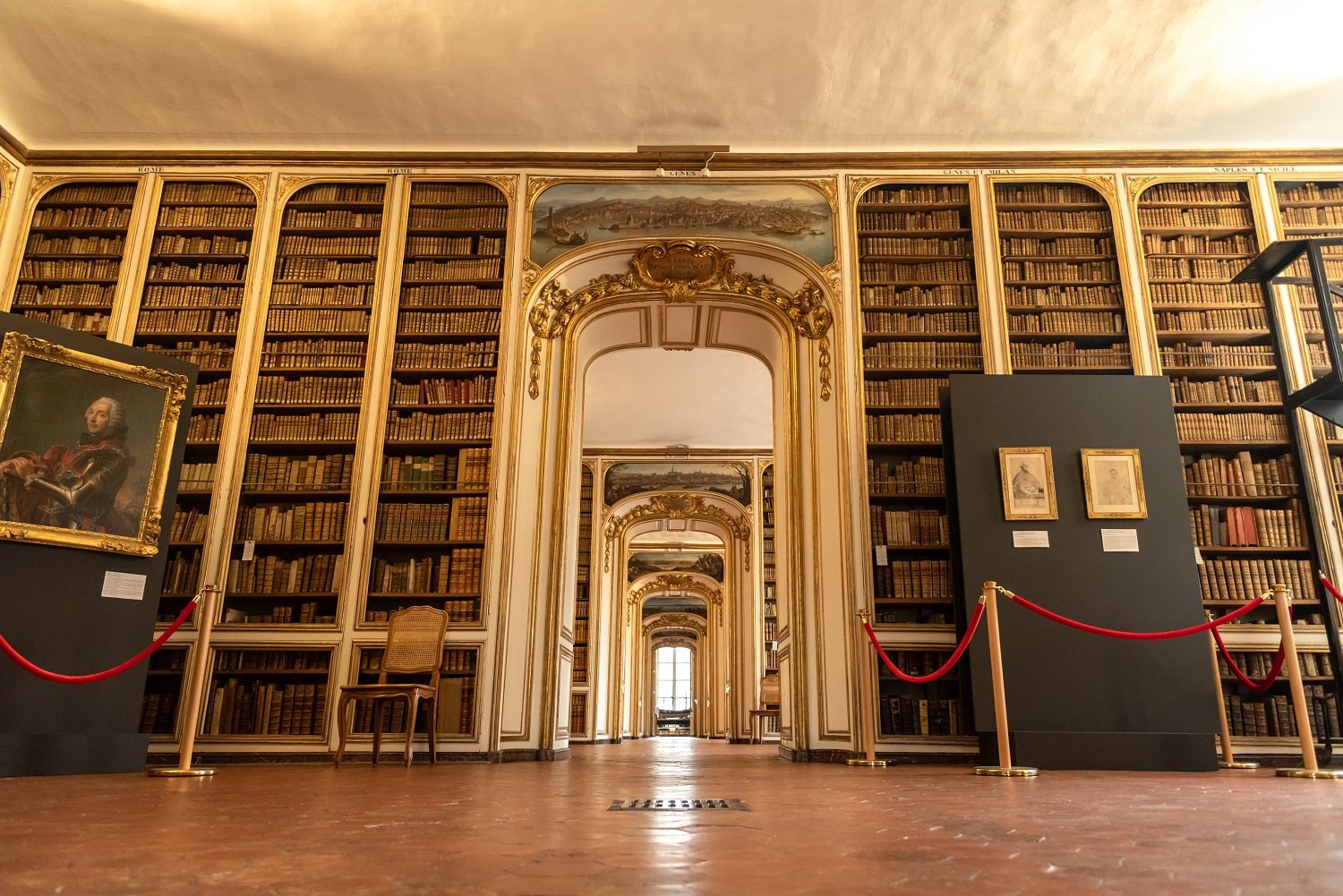 Lire la suite à propos de l’article Une visite instructive de la Bibliothèque municipale de Versailles