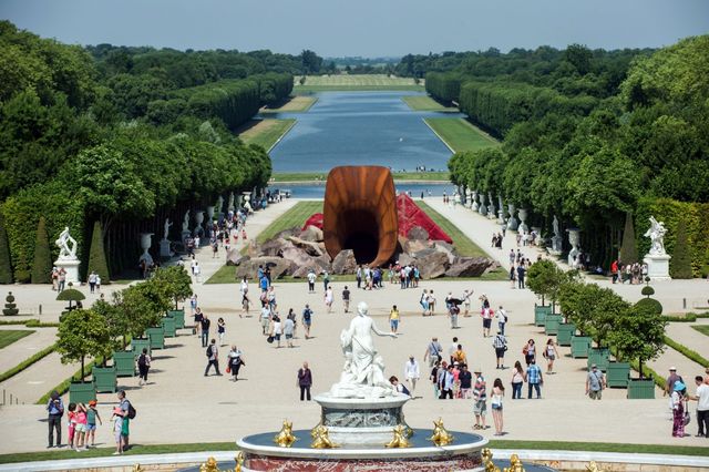 Lire la suite à propos de l’article Anish Kapoor à Versailles, l’art de la provocation
