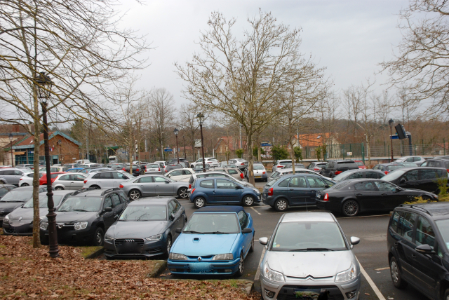 Lire la suite à propos de l’article Les embarras du stationnement à Louveciennes (3) : une copie à compléter