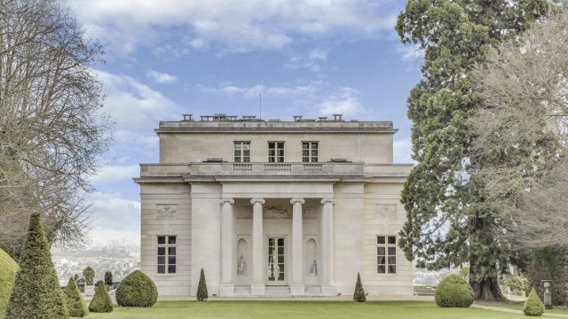 Lire la suite à propos de l’article Le pavillon de musique du temps de Jeanne du Barry (1)